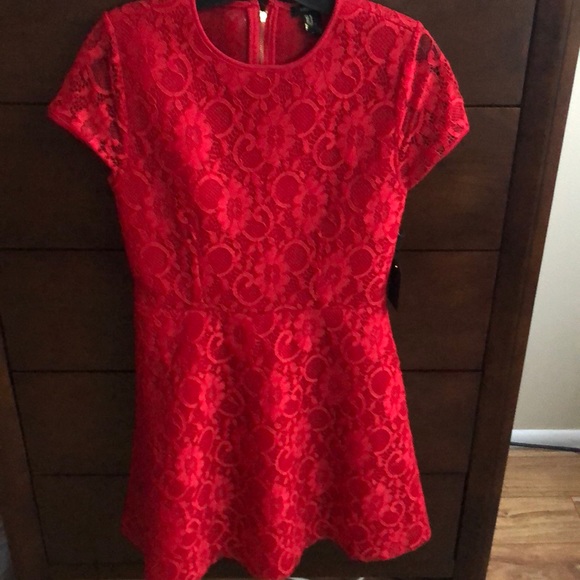 Red Dress- Size Medium - Picture 1 of 3